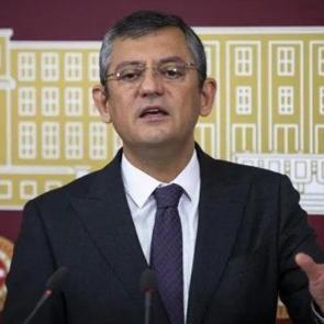 İslam d&uuml;şmanlarının kalkanı CHP ve ş&uuml;rekası: &Ouml;zel s&ouml;zde komedyen G&ouml;ktaş'a sahip &ccedil;ıktı!