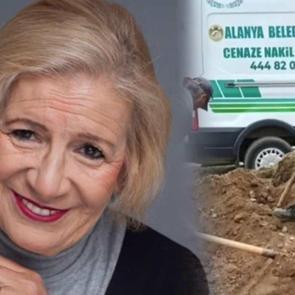 Kamuran İnselel'e y&uuml;rek burkan veda: Cenazesi belediye iş&ccedil;ileri tarafından kaldırıldı!