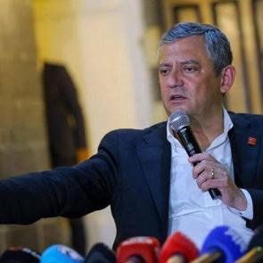 &Ouml;zg&uuml;r &Ouml;zel'den yeni parti a&ccedil;ıklaması