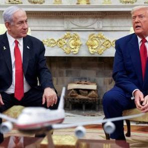 Trump'tan, Netanyahu'ya sert &ccedil;ıkış: "Patronun kim olduğunu biliyor"