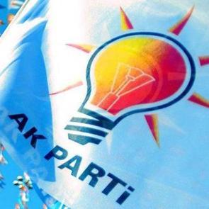AK Parti&rsquo;de 3 ilde g&ouml;rev değişimi