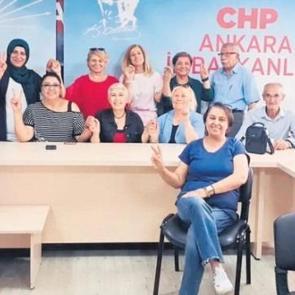 CHP'de kaos: &Ouml;zel&rsquo;in ekibinden tekme, tokat, kavga, &ccedil;ilingir ve talanlı direniş