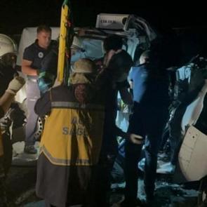 Feci kaza! Dorse tırdan ayrıldı! 3 kişi hayatını kaybetti