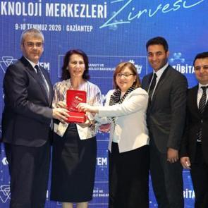 Gaziantep'te bilim r&uuml;zgarı esti! 42 bilim merkezi, 81 il, tek hedef...