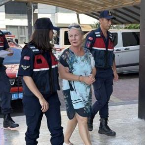 Haşema giyen 13 yaşındaki &ccedil;ocuğa havuz engeli iddiası: Site y&ouml;neticisi hakkında gelişme