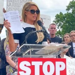 Yıllarca m&uuml;cadele vermişti: Paris Hilton'un istismara uğradığı yuva kapatıldı!