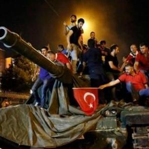 15 Temmuz'un ekonomiye faturası ağır oldu! 500 milyar dolarlık b&uuml;y&uuml;k kaybın &ouml;teki y&uuml;z&uuml;