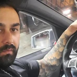 İzmir'de cinayet! Otomobilinde otururken &ouml;ld&uuml;r&uuml;ld&uuml; 