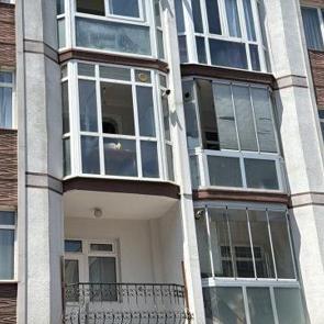 K&ouml;t&uuml; koku korkun&ccedil; ger&ccedil;eği ortaya &ccedil;ıkardı: Ablasının cesediyle 1 hafta yaşamış!