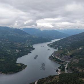 Norve&ccedil; değil Artvin! &Ccedil;oruh Vadisi&rsquo;nin eşsiz g&uuml;zelliği hayran bıraktı