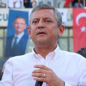 &Ouml;zg&uuml;r &Ouml;zel'den son dakika kurultay hamlesi! Yeni partisi i&ccedil;in tarih belli oldu