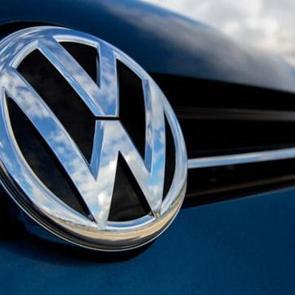 Avrupa sanayisinin devinde &ccedil;&ouml;k&uuml;ş sinyalleri: Volkswagen i&ccedil;in yolun sonu mu?