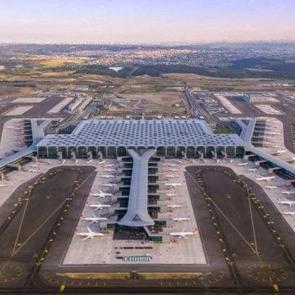 İstanbul Havalimanı&rsquo;nın 6&rsquo;ncı pist hazır! Aynı anda 4 u&ccedil;ak kalkış yapabilecek