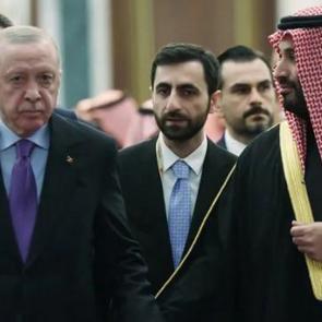Suudi Arabistan ve T&uuml;rkiye, İsrail'e kabus gibi &ccedil;&ouml;kt&uuml;! Anlaşma sonrası tutuştular...