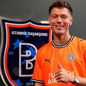 Başakşehir yıldız futbolcuyu resmen duyurdu
