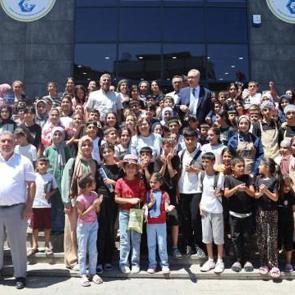 Başkan Şahin, Gaziantep b&uuml;y&uuml;kşehir belediyesi yaz okullarını ziyaret etti