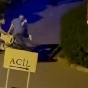 Bursa'da kahraman doktordan sedye &uuml;zerinde hayat kurtaran m&uuml;dahale