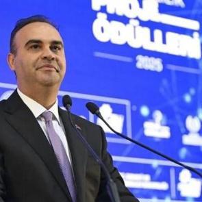 KOBİ'lere 10 yıl boyunca geri &ouml;demesiz destek! Bakan Kacır m&uuml;jdeyi verdi