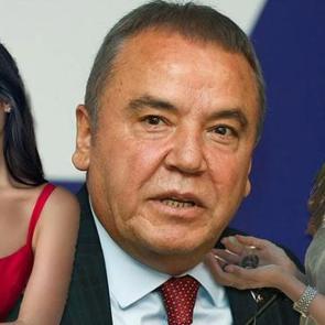 Muhittin B&ouml;cek'e &lsquo;baba&rsquo; diyordu: Tuğ&ccedil;e G&uuml;ney tutuklandı