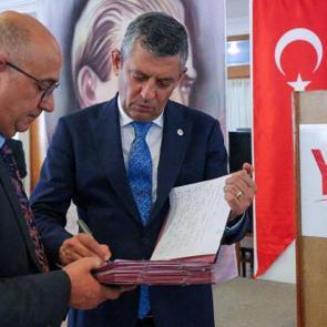 Paldır k&uuml;ld&uuml;r muhalefet!