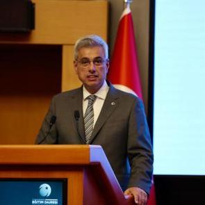 Sağlık Bakanı Memişoğlu kaymakam adaylarıyla bir araya geldi