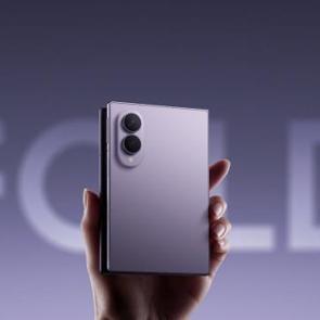 Samsung Galaxy Z Fold 8 &ouml;n inceleme: Fold serisi ilk kez y&ouml;n değiştirdi