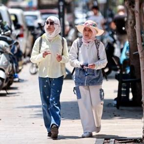Bug&uuml;n yanacağız, yarın serinleyeceğiz! Meteoroloji yeni hava raporunu a&ccedil;ıkladı