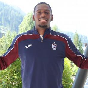 Trabzonspor yeni forvetini duyurdu! 4+1 yıllık imza