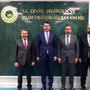 CHP'li başkandan Bakan Kurum'a ziyaret