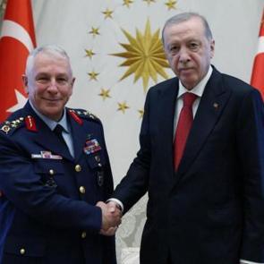 Cumhurbaşkanı Erdoğan, emekliye sevk edilen Orgeneral Kadıoğlu'nu kabul etti