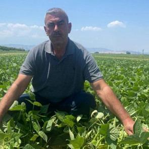 Her &ccedil;ift&ccedil;inin hayali! Sadece tarlasını hazırlıyor, hasat olsa da olmasa da cebi doluyor
