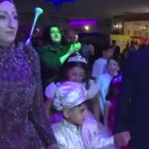 Ankara'da s&uuml;nnet d&uuml;ğ&uuml;n&uuml;nde servet takıldı! Paralar valize sığmadı 