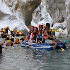Antalya&rsquo;da 45 derece sıcaktan ka&ccedil;anların adresi: G&ouml;yn&uuml;k Kanyonu
