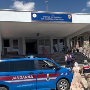 Van'da intihar denildi "cinayet" &ccedil;ıktı! Aile i&ccedil;i infazda 2 amca tutuklandı