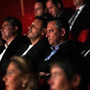 Yeni Parti'de kriz b&uuml;y&uuml;yor: Bir isim daha karşı bayrak a&ccedil;tı