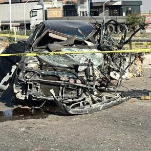 Aksaray'da korkun&ccedil; kaza! 2 &ouml;l&uuml;, ağır 2 yaralı 