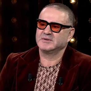 Şafak Sezer'in son hali sevenlerini endişelendirdi! Zayıflığı şoke etti