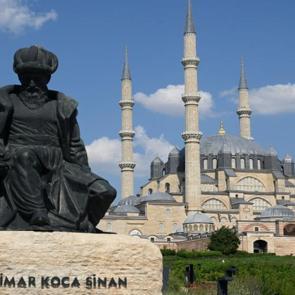 Selimiye Camii&rsquo;ndeki gizli detay! Baykuşu sadece dikkatli olanlar g&ouml;rebiliyor