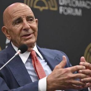 Tom Barrack'tan T&uuml;rkiye ve İsrail a&ccedil;ıklaması
