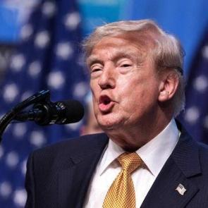 Trump son dakika duyurdu! İran'a ekonomik operasyon başlattı