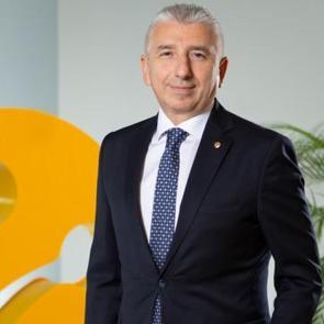 Turkcell Platinum &uuml;yelerine b&uuml;y&uuml;k fırsat! Artık 15 g&uuml;ne kadar  &uuml;cretsiz yararlanacaklar...