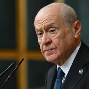 MHP Genel Başkanı Bah&ccedil;eli, KKTC Başbakanı &Uuml;stel'e başsağlığı diledi