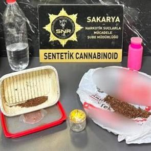 Sakarya&rsquo;da 4 il&ccedil;ede dev narkotik ablukası: Uyuşturucu taciri 4 ş&uuml;pheli tutuklandı