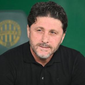 Trabzonspor Teknik Direkt&ouml;r&uuml; Fatih Tekke istifa etti!