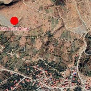 &Uuml;z&uuml;ml&uuml;'de y&uuml;ksek heyelan riski! Tahliye uyarısı yapıldı 
