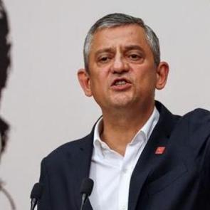 Yeni Parti&rsquo;den CHP&rsquo;li belediye &ccedil;alışanlarına "&Uuml;ye Ol" baskısı: Başka iş bakın