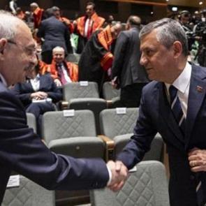 Bir el sıkışma nelere kadir? Bin yıllık geleneği sarsan tartışma