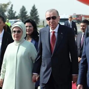 Cumhurbaşkanı Erdoğan ve Emine Erdoğan&rsquo;dan ortak Kırgızistan paylaşımı