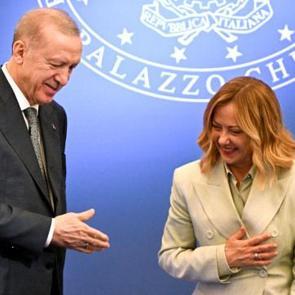 Erdoğan'dan son dakika Meloni a&ccedil;ıklaması! Başbakan &uuml;lke tarihine ge&ccedil;ti