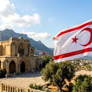 G&ouml;revden alınan bakandan bomba hamle: H&uuml;k&uuml;metten &ccedil;ekilme kararı aldılar!